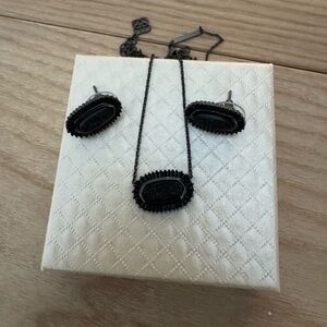 Kendra scott set